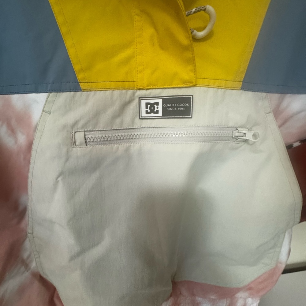 DC colorful Snow Jacket - Picture 10 of 11